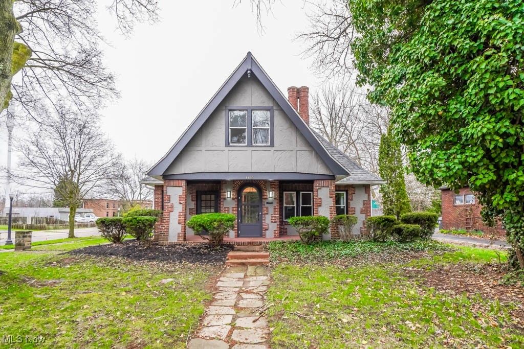 Real estate listing image