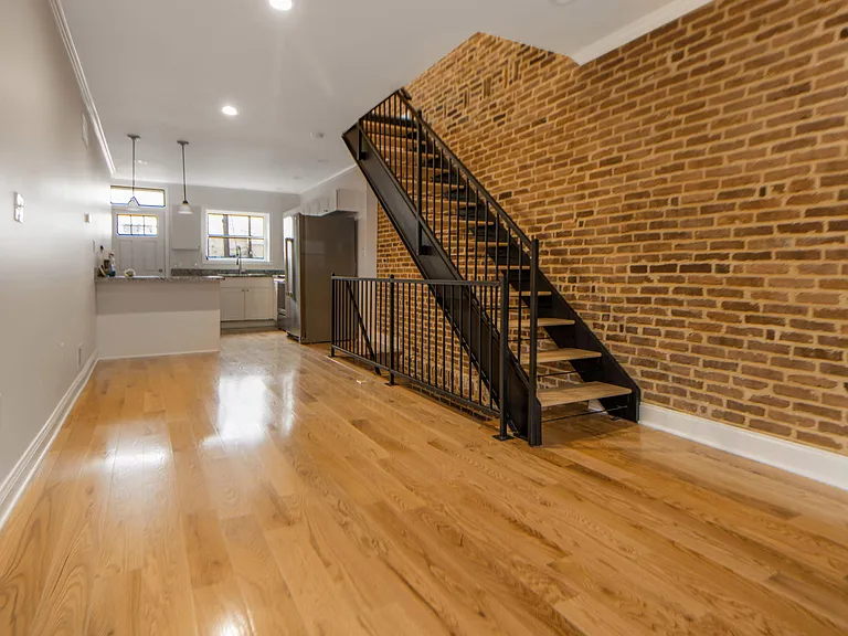 333 S Conkling St #A — Photo 14