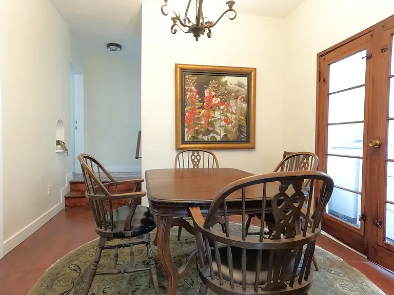 2421 Alcazar St — Photo 12