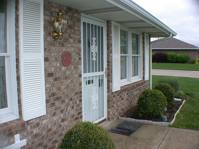 2nd image of 4951 Brannan Dr W
