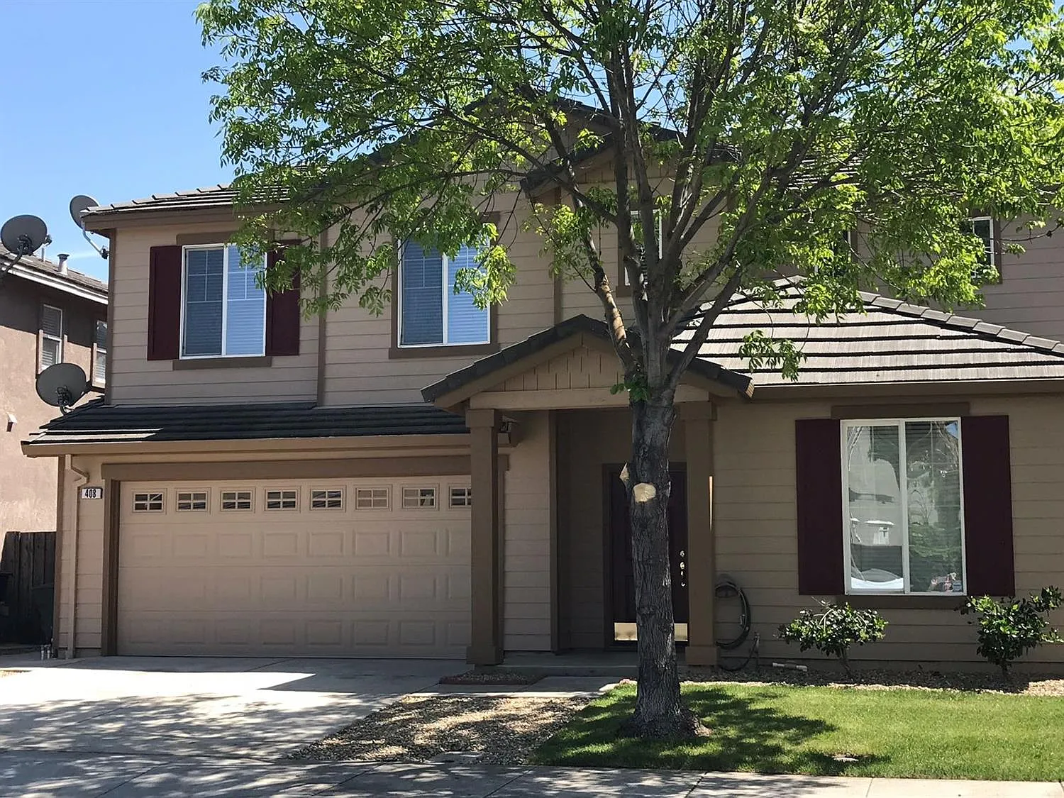 408 Burlington Dr photo 1