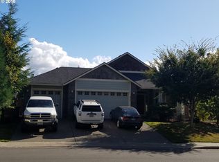 426 N 7th St, Carlton, OR