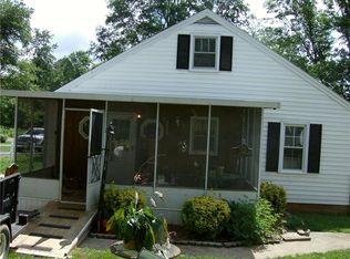 5490 McCuiston St, Winston Salem, NC 27105