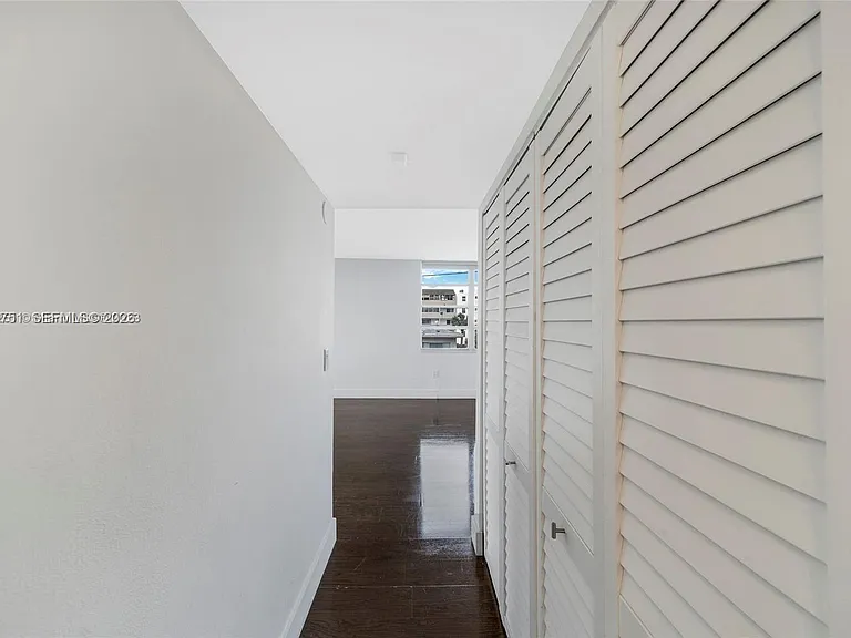 2016 Bay Dr #304 — Photo 20