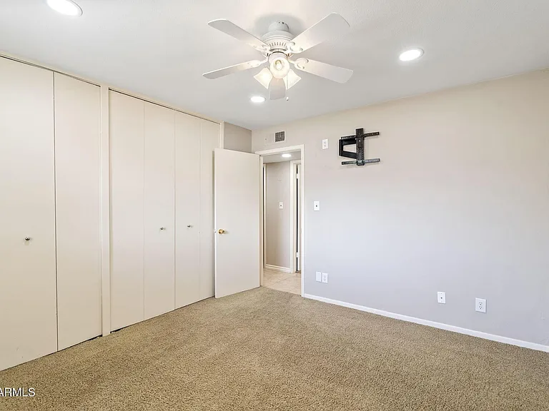 3007 N 84th Pl — Photo 21