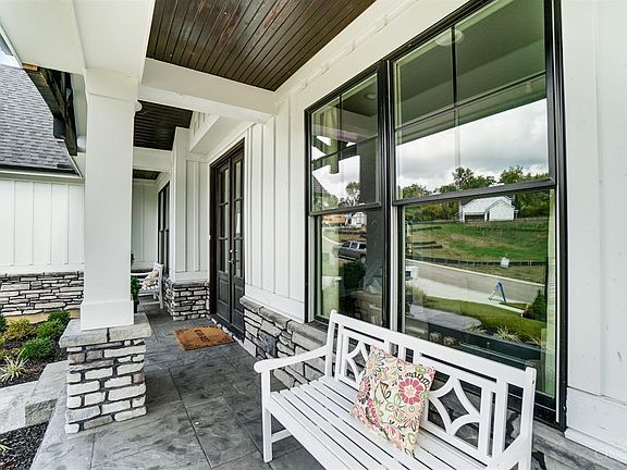 3rd image of 2108 Clough Chase Dr