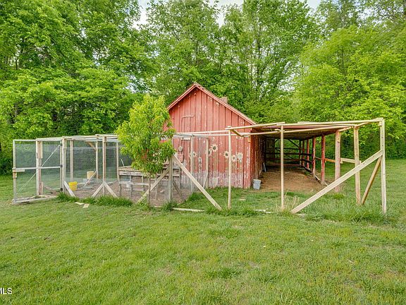 59th image of 147 Britton Ln