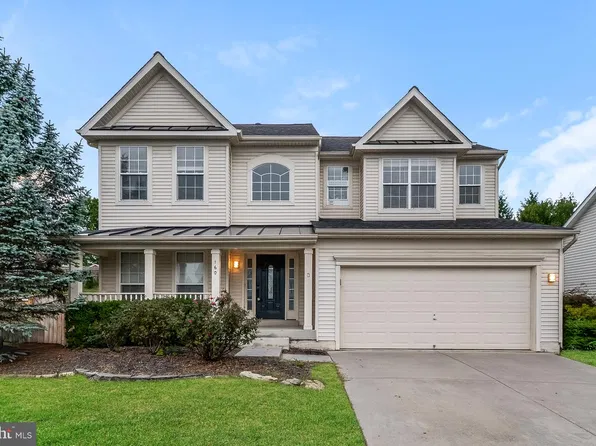 160 Aden Dr, Strasburg, VA 22657