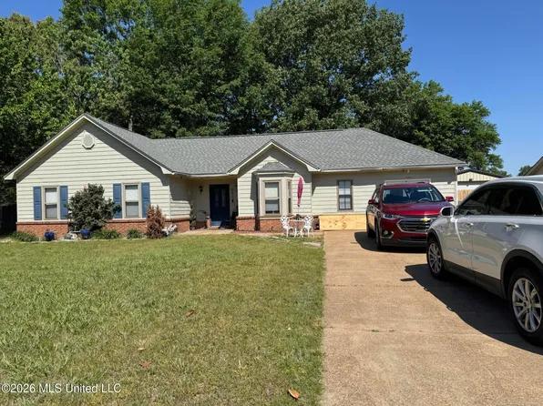 6830 Slash Pine Dr, Walls, MS 38680