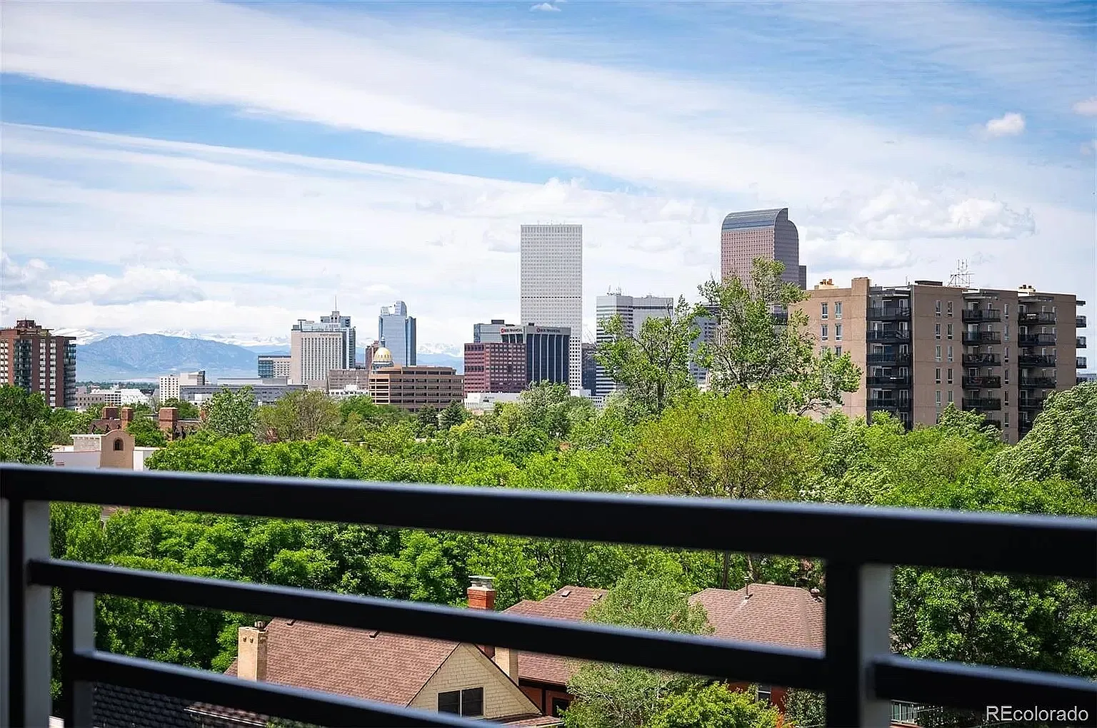 1 bed, 714 sqft, $1,950 — Photo 2