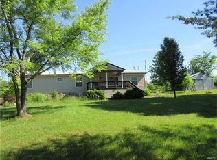 31 Homestead Ln, Troy, MO 63379
