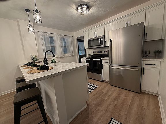 3rd image of 6307 Miller Rd
