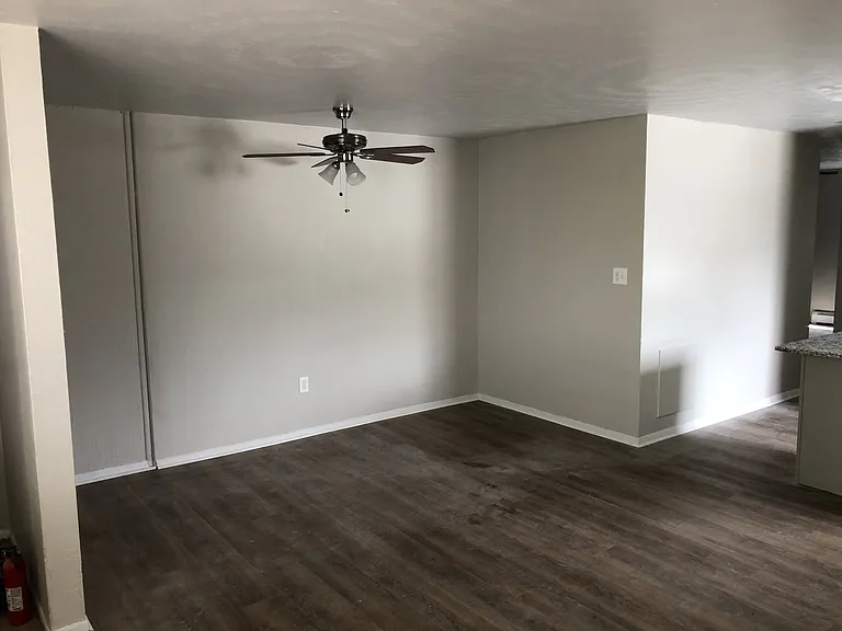 5360 S Elati St — Photo 3