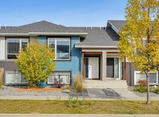 60 S Evergreen Way, Red Deer, AB T4P3E5