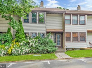 816 Jamestown Rd, East Windsor, NJ 08520