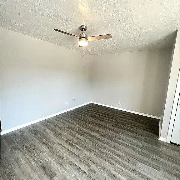 316 Manuel Dr #B — Photo 9