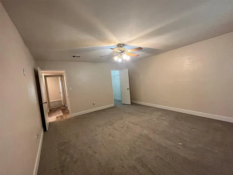 4407 Kevinkay Dr — Photo 15