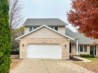 2823 Dryden Dr, Springfield, IL 62711