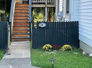 530 Settlers Landing Rd #B, Hampton, VA 23669