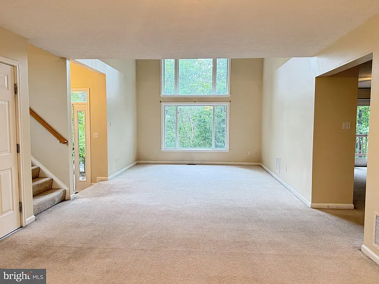 1234 Lakeview Dr — Photo 7