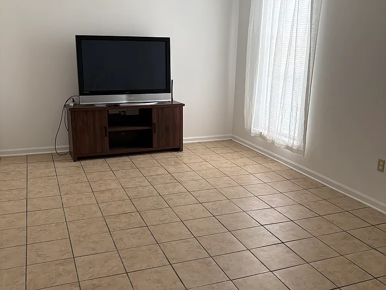 2203 Neyrey Dr — Photo 4