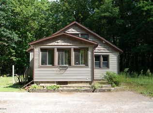 23978 Hooker Dr, Sand Lake, MI