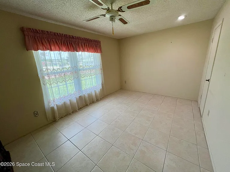 1497 Krin Ct NE — Photo 23