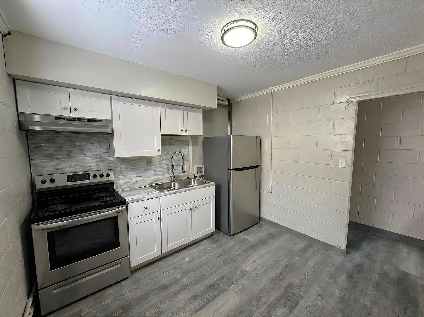 303 Hay St - B — Photo 4