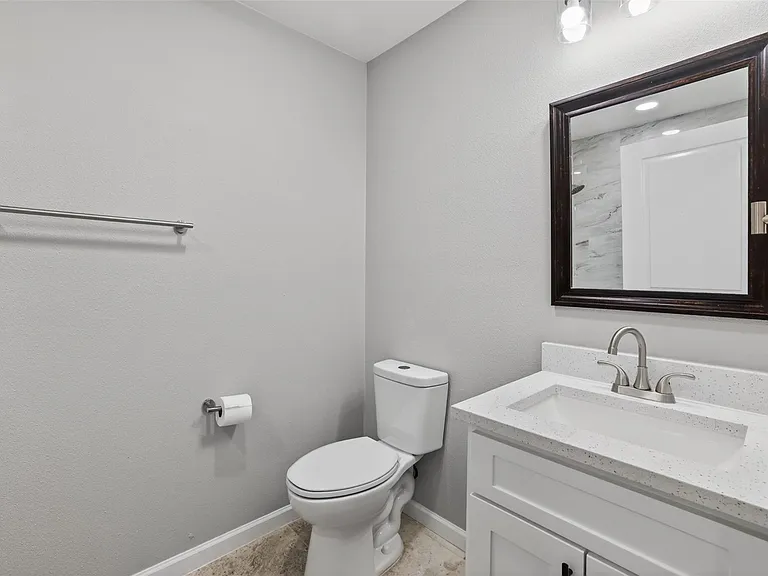 3204 Greenbriar Ln — Photo 19