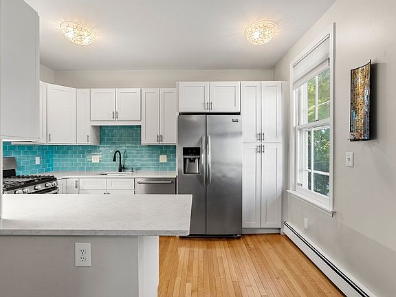 4th image of 7 N Pine St #1