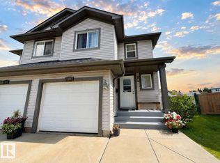 21207 90th Ave NW, Edmonton, AB T5T 6Z1