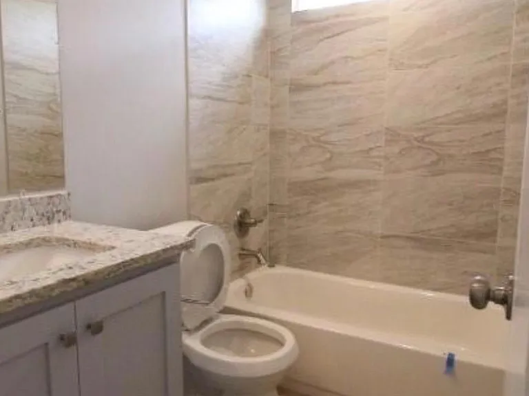 9404 Menchaca Rd #A — Photo 16