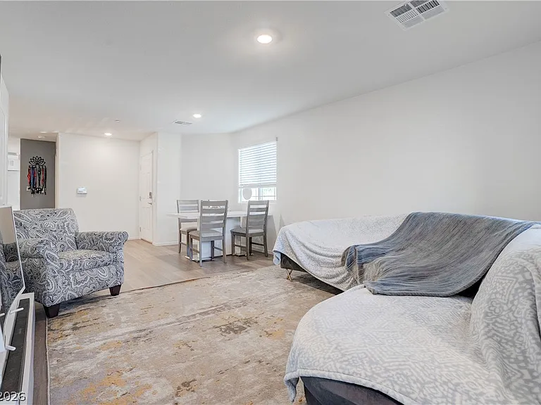 7890 Aurora Sky St #2 — Photo 31