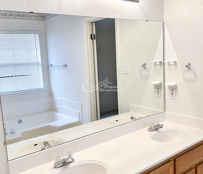 1905 McGinnis Ct — Photo 17