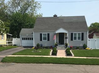 34 Addison Rd, Hamden, CT 06517