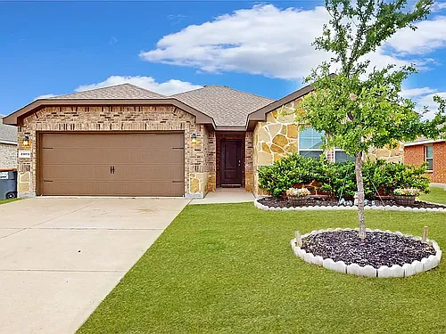 2109 Caraway Ct Photo 1