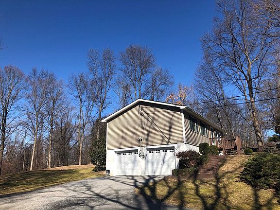 2nd image of 71 S Quaker Ln