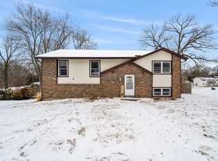 7209 N Moberly Dr, Columbia, MO 65202