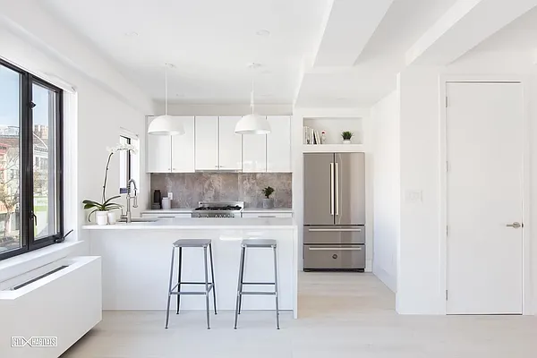 Sold by Citi Habitats | media 2