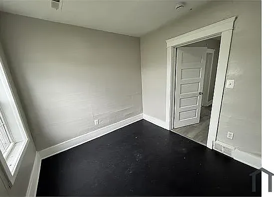 2 bed, $950 — Photo 4
