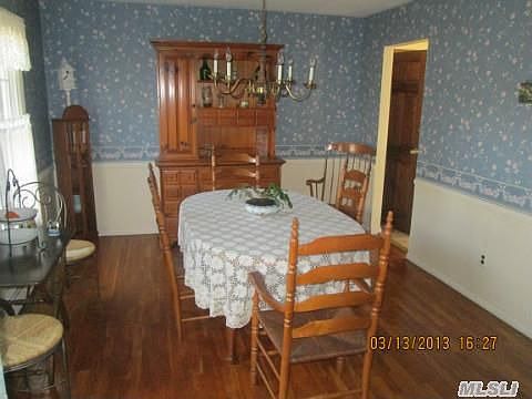 5th image of 12 Lodge Ln