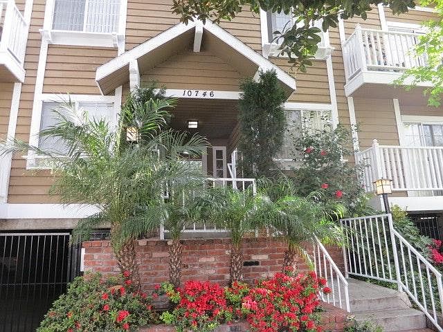 1st image of 10746 Blix St APT 101