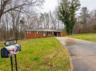 2618 Lynn Dr, Gastonia, NC 28054