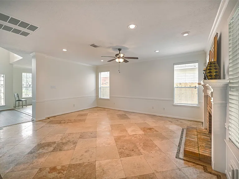 11906 Dinosaur Valley Dr — Photo 22