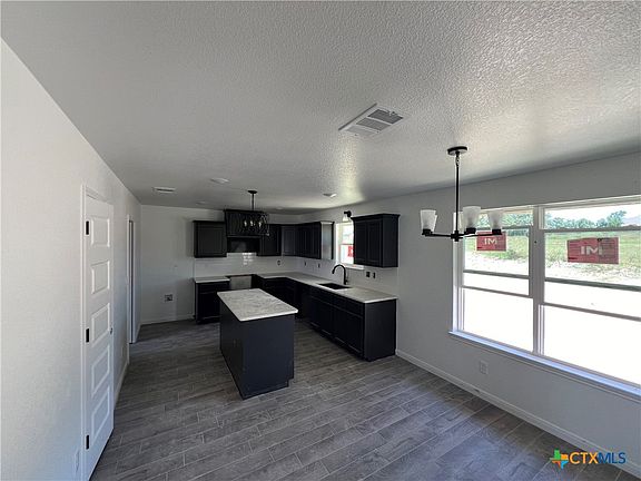 5th image of 2076 Stillwell St