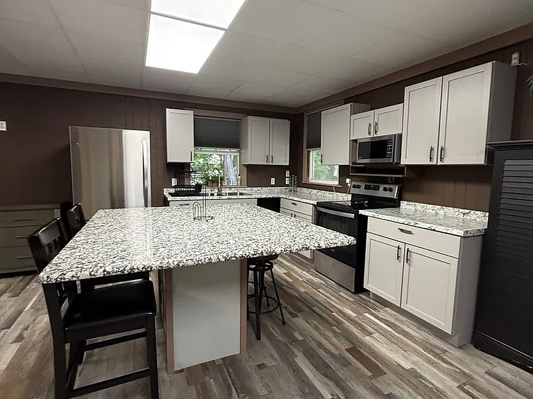 553 Cat Track Rd #C — Photo 22