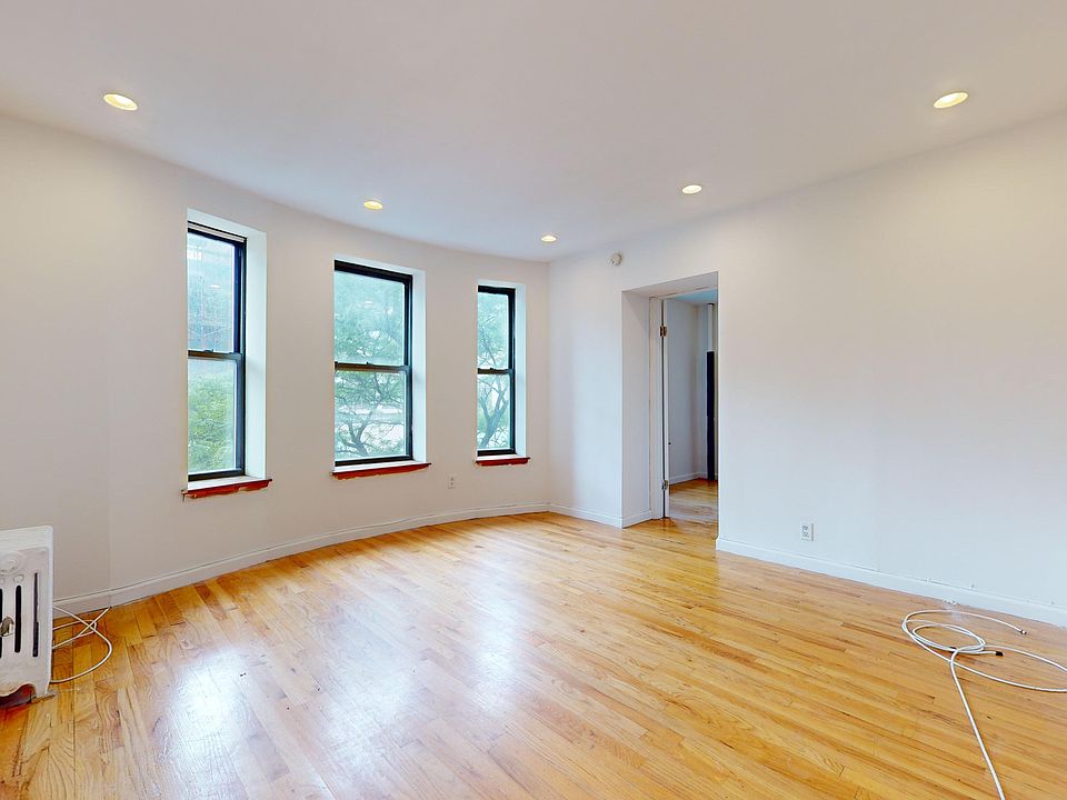 1st image of 104 2nd Ave APT 16
