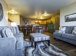 2020 S 12th St #2100-122, Bismarck, ND 58504