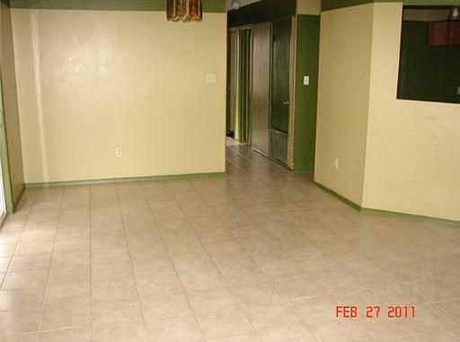 2nd image of 304 W Janda Dr