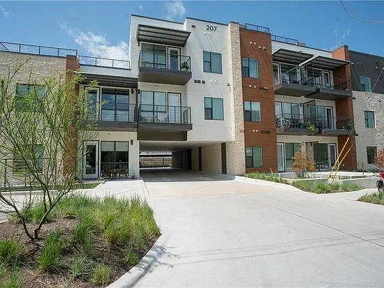 207 W Johanna St #105 — Photo 30